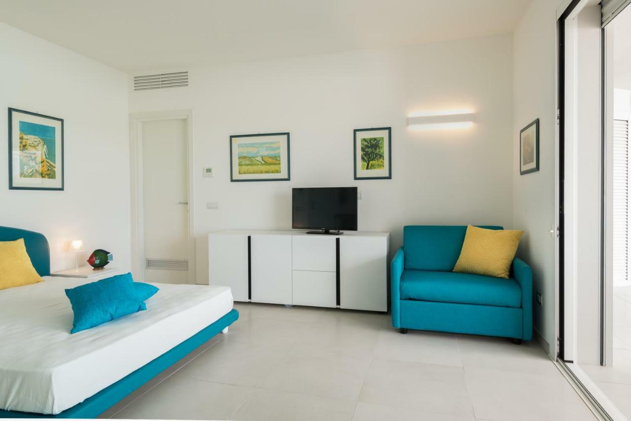 Appartamenti Aironi - Your House In Sardinia Golfo Aranci Luaran gambar